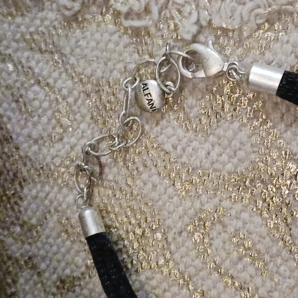 Black and silver Jewelry  set - Picture 4 of 16